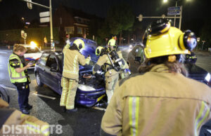 Flinke schade bij ongeval tussen twee auto’s Prins Bernhardlaan Voorburg