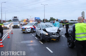 Flinke schade bij kop-staartbotsing Wippolderlaan Wateringen