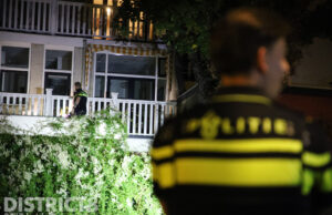 Flinke politiemacht na melding van inbraak Obrechtstraat Den Haag