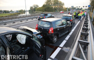 Gewonde bij kop- staartbotsing met vijf voertuigen A20 Maasland