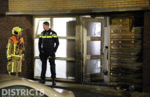 Woning en auto beschadigd door explosie Kopenhagenweg Den Haag