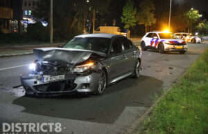 Veel schade bij kop-staart aanrijding Escamplaan Den Haag