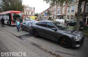 Veel schade na kop-staart aanrijding, OV gestremd Valkenboslaan Den Haag