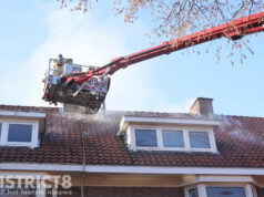 Meerdere woningen ontruimd na brand op zolder Annie Foorestraat Den Haag
