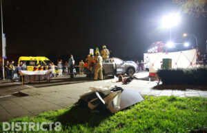 Drie gewonden na ongeval tussen auto en taxi Startbaan Nootdorp