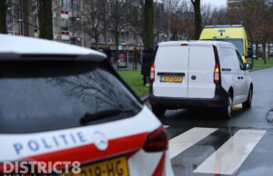 Voetganger gewond na aanrijding op zebrapad Meppelweg Den Haag