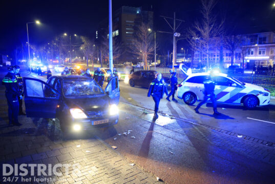 Massale politie-inzet na grote vechtpartij bij zalencentrum Opera Fruitweg Den Haag