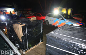 Duizenden lachgas cilinders aangetroffen na melding van verdachte situatie Lau Mazirelweg Delft