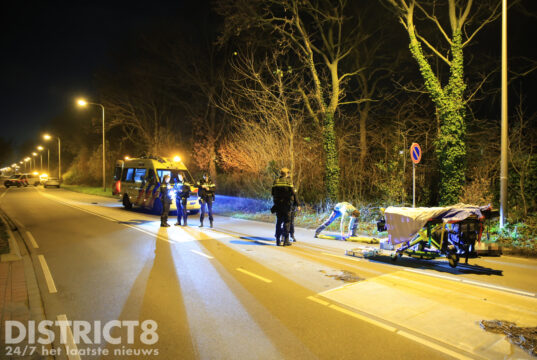 Fatbiker zwaargewond na aanrijding met auto Grote Achterweg Naaldwijk