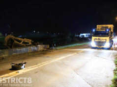 Dode na ernstig eenzijdig ongeval, voertuig vliegt in brand Coldenhovelaan Maasdijk