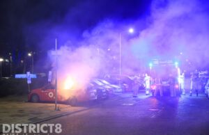 Opnieuw brandstichting in Delft, dit keer een auto Minervaweg Delft