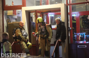 Brandweer gealarmeerd na gooien van onbekende stof in opvanglocatie Leger des Heils Oranjeplein Den Haag