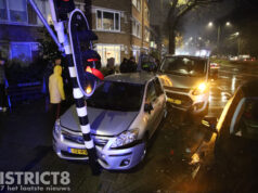 Dronken bestuurder ramt geparkeerde auto Vreeswijkstraat Den Haag