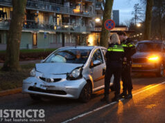 Schade na aanrijding tussen twee auto’s Monseigneur Bekkerslaan Rijswijk
