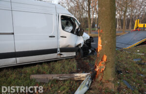 Opnieuw flinke schade bij aanrijding Lozerlaan Den Haag