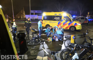 Fietser zwaargewond na aanrijding met tram Veenweg Nootdorp