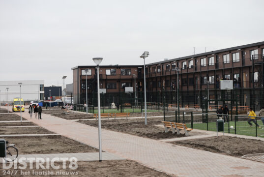 Meerdere gewonden bij vechtpartij in net geopend AZC Kleijweg Den Hoorn