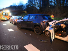 Flinke schade en gewonde bij kop-staart botsing A4 Rijswijk