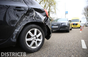 Bestuurder aangehouden na ongeval tussen drie voertuigen Prinses Beatrixlaan Rijswijk