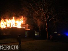 Uitslaande brand verwoest woning: tientallen mensen op straat Aart van der Leeuwlaan Delft