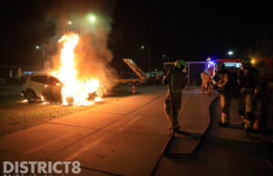 Voor de tweede keer in week tijd autobrand op parkeerplaats Mozartlaan Delft