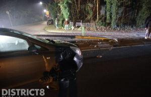 Automobilist valt in slaap en botst tegen lantaarnpaal; N44 afgesloten N44 Wassenaar