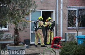Bewoner gewond na brand op zolder van woning Zetter Maasland