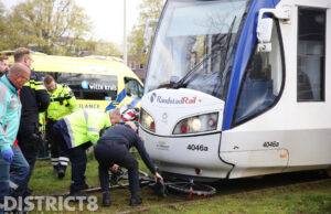 Meisje gewond bij aanrijding met tram Laan van Meerdervoort Den Haag