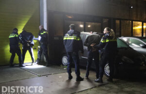 Twee aanhoudingen na inbraak melding bij bedrijfspand Zichtenburglaan Den Haag