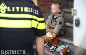 Moeder en kind op fiets aangereden door automobilist Driebergenstraat Den Haag