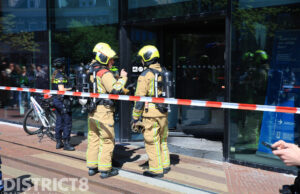 Verdachte die molotovcocktail bij stadskantoor naar binnen gooide aangehouden Stationsplein Delft