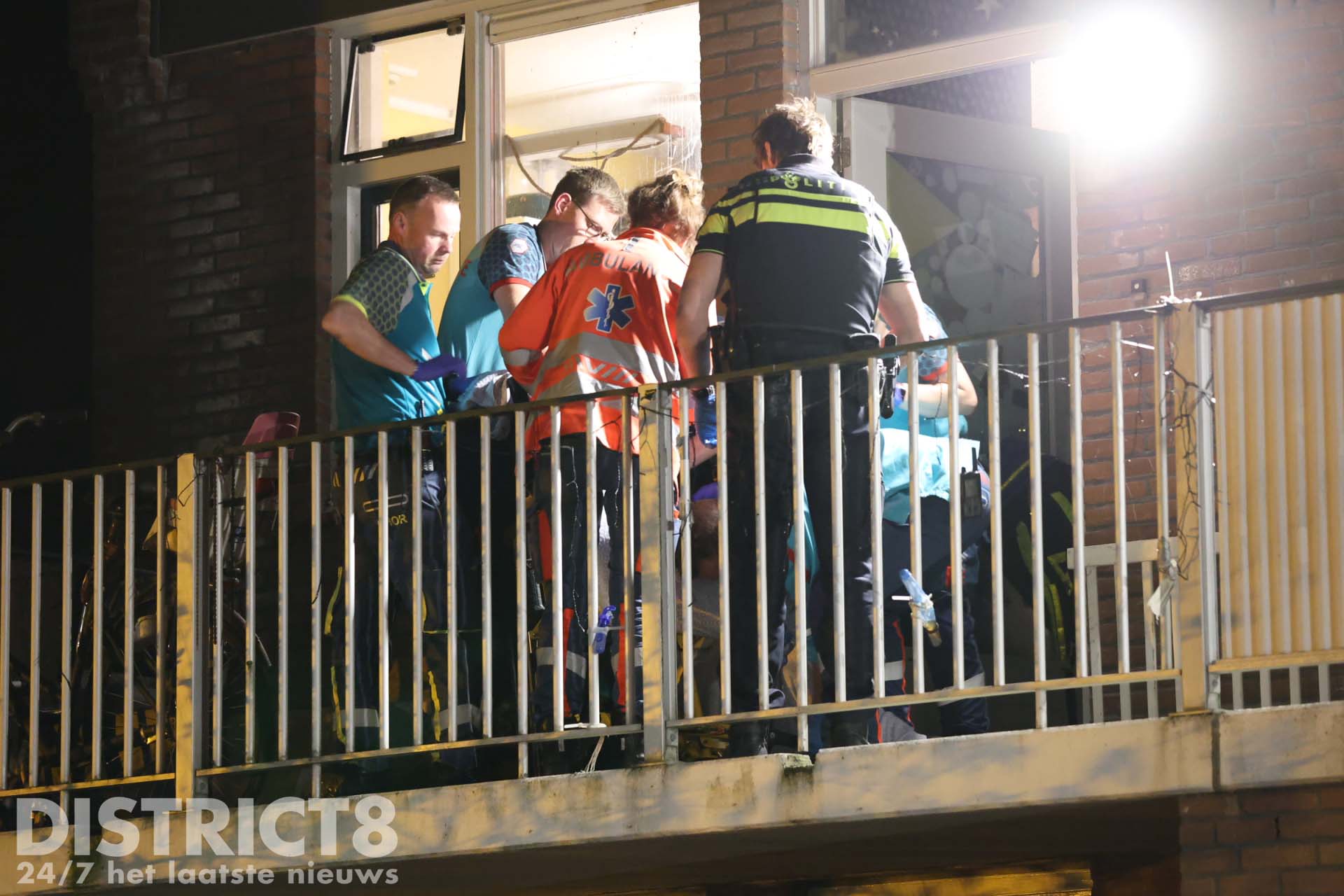 Man zwaargewond bij steekpartij in woning Lijsterbesstraat Schipluiden