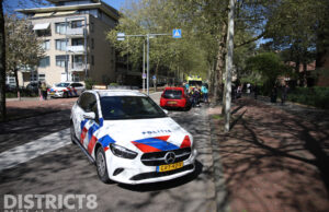 Automobiliste rijdt voetgangster aan op zebrapad Beresteinlaan Den Haag