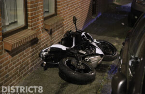 Motorrijder gewond na aanrijding met busje Loosduinsekade Den Haag