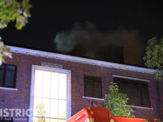 Meerdere woningen ontruimd door woningbrand, bewoners met vluchtmaskers van balkon gered Jozef Israelslaan Rijswijk