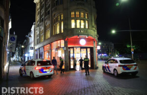 Politie doet onderzoek na melding van overval op fastfoodrestaurant Spui Den Haag