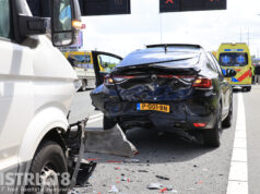 Afrit snelweg dicht na ongeval met meerdere voertuigen A4 Den Hoorn