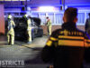 Brandweer blust brandende geparkeerde auto nabij kazerne Westlandseweg Delft