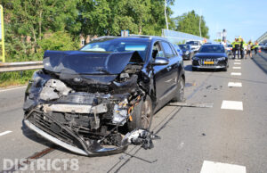 Veel verkeershinder na kop-staart aanrijding tussen vier voertuigen A12 Voorburg