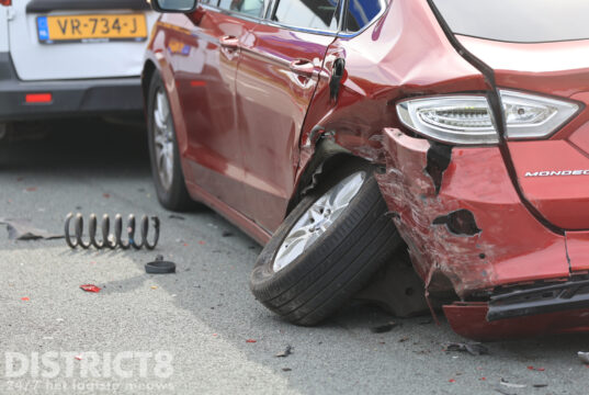 Twee rijstroken afgesloten na ongeval met gewonde op snelweg A4 Rijswijk