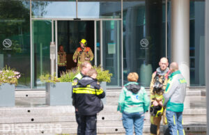 Chemical Engineering TU Delft ontruimd na brand in afvalbak Van der Maasweg Delft