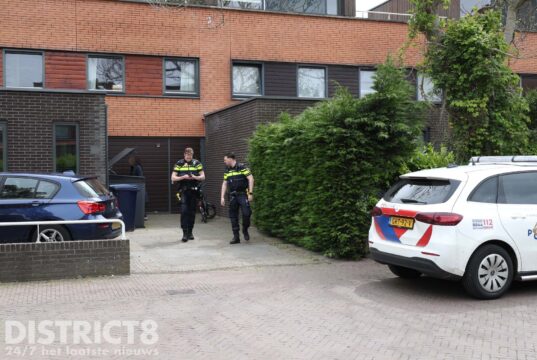 Overvaller toont vuurwapen tijdens overval in woning Jutland Den Haag