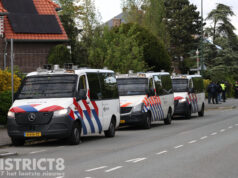 Veel politie aanwezig na oproep tot protest Sportlaan Den Haag