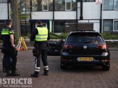 Politie voert controle uit op voertuigen na aanhoudende overlast op bedrijventerrein IJzerwerf Den Haag