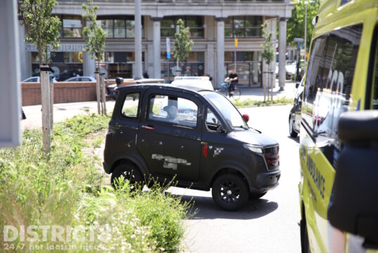 Bestuurder brommobiel aangehouden na veroorzaken ongeluk Vaillantplein Den Haag