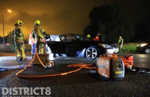 Snelweg afgesloten na ongeval tussen twee voertuigen tijdens achtervolging A13 Delft