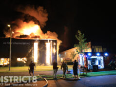 Bedrijfspand van Alpine Engineering volledig verwoest bij zeer grote brand Kleijweg Den Hoorn