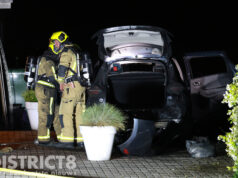 Specialistisch brandweerteam ingezet na brand in elektrische auto Voorweg Zoetermeer