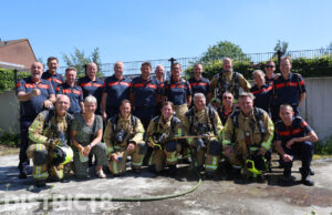 Verrassingsafscheid voor brandweerman Cock Kuipers na ruim 45 jaar dienst Den Hoorn