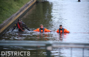 Brandweer zoekt naar te water geraakt persoon Valkenboskade Den Haag